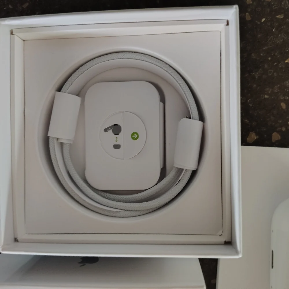 Apple AirPods Pro - White